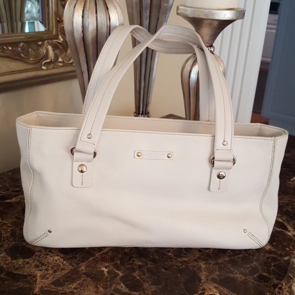kate spade Handbags - kate spade shoulder bag